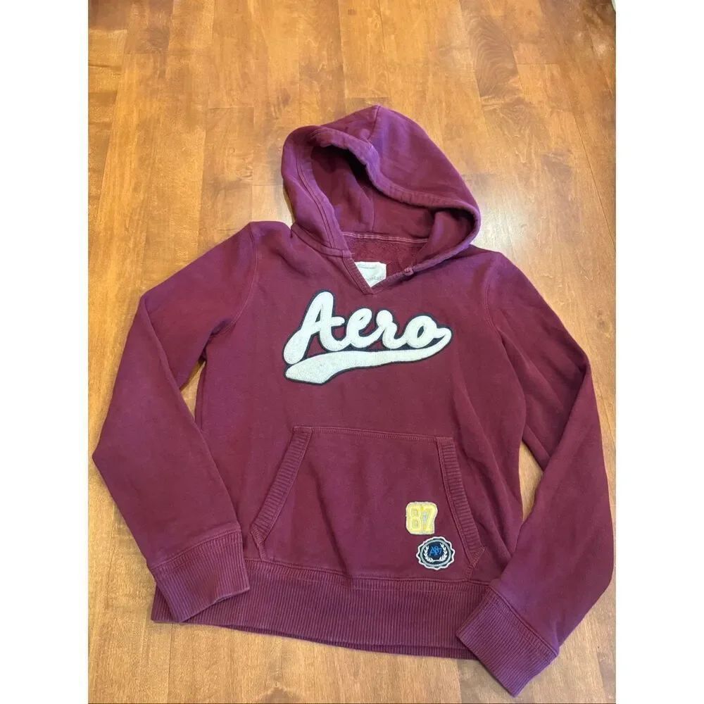 Y2K Aeropostale Hoodie Women’s Large Burgundy Chenille Spellout Pullover 2000s